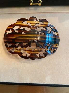 Rare Archival 1980’s French Couture Barrette. Mint